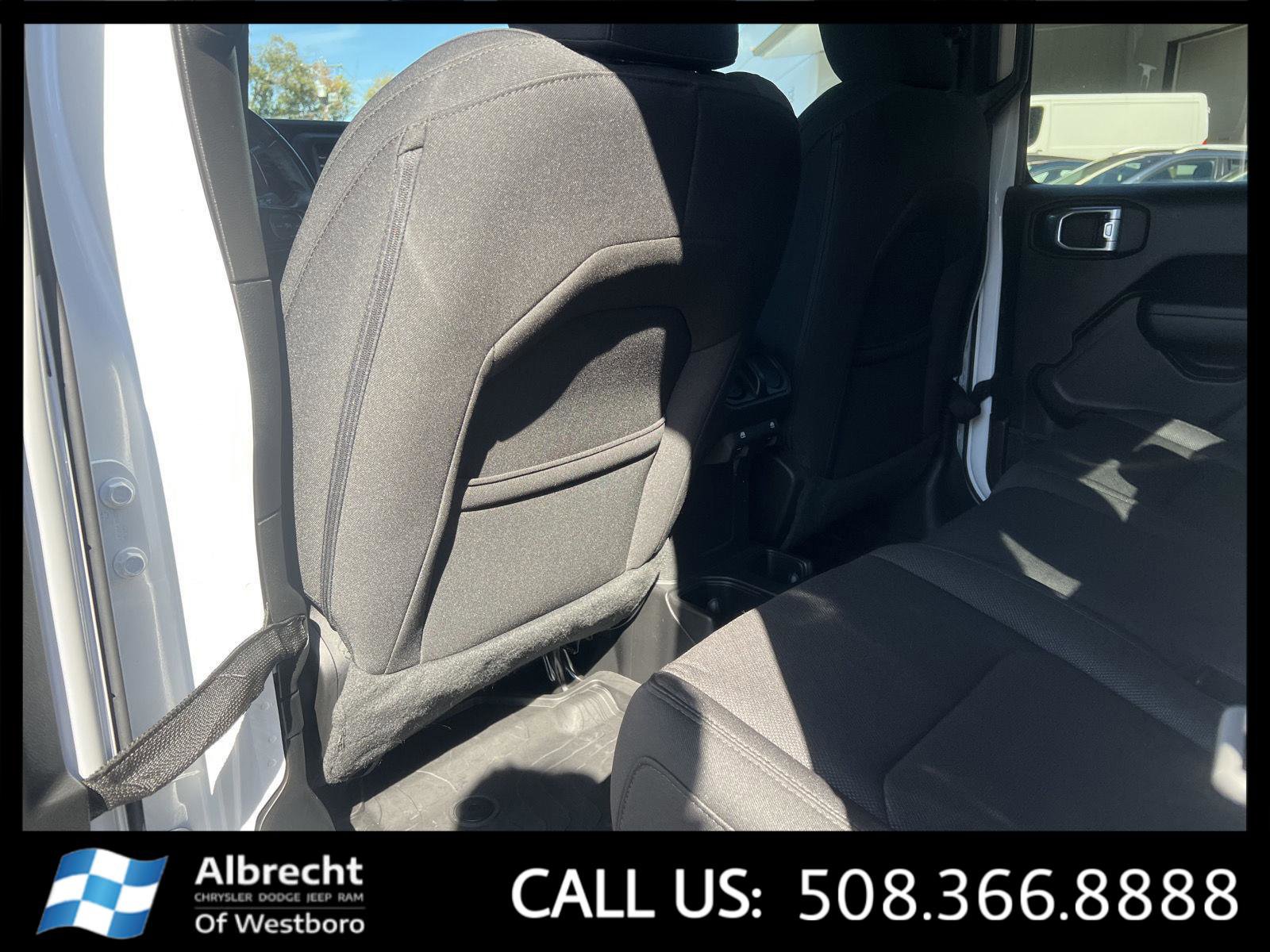 Used 2022 Jeep Gladiator Willys image 13