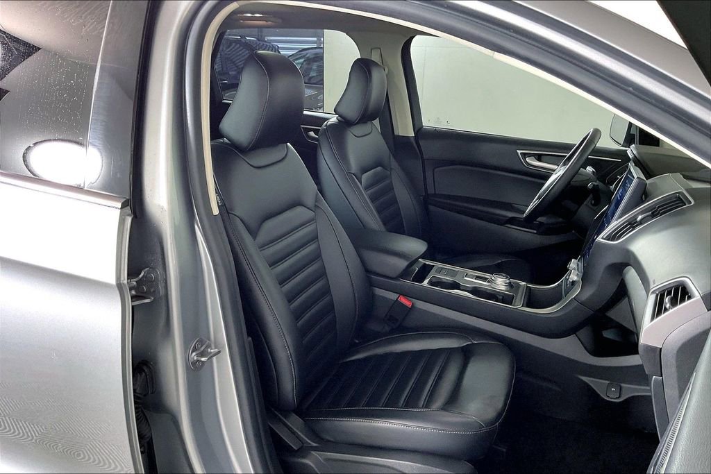 Used 2023 Ford Edge SEL w/ Convenience Package AWD/4WD image 6