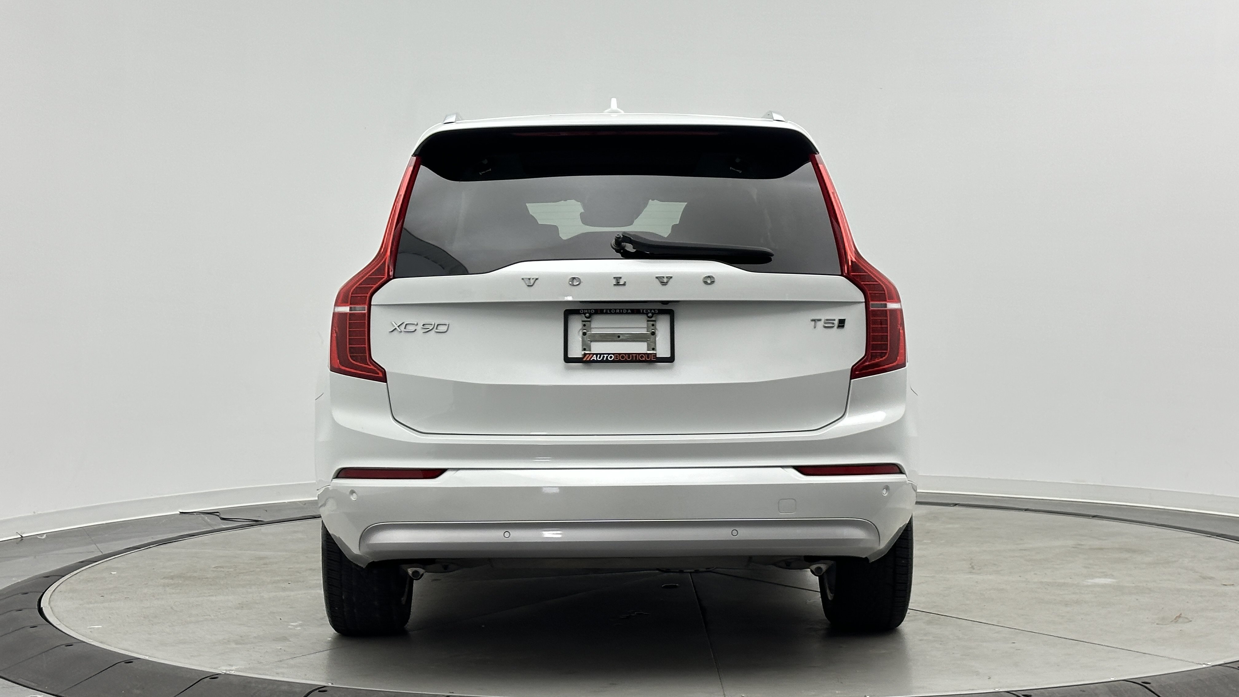 Used 2022 Volvo XC90 T5 Momentum AWD/4WD image 7