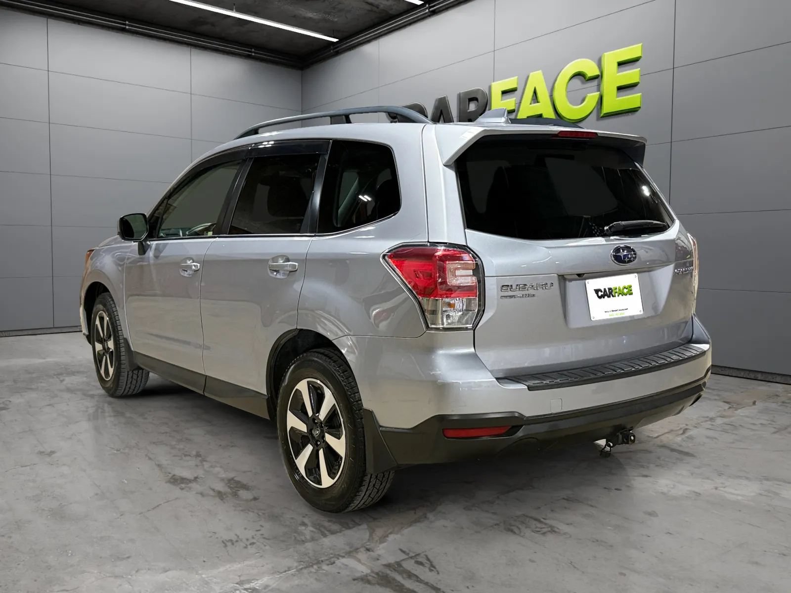 Used 2018 Subaru Forester 2.5i Premium w/ All-Weather Package AWD/4WD image 8