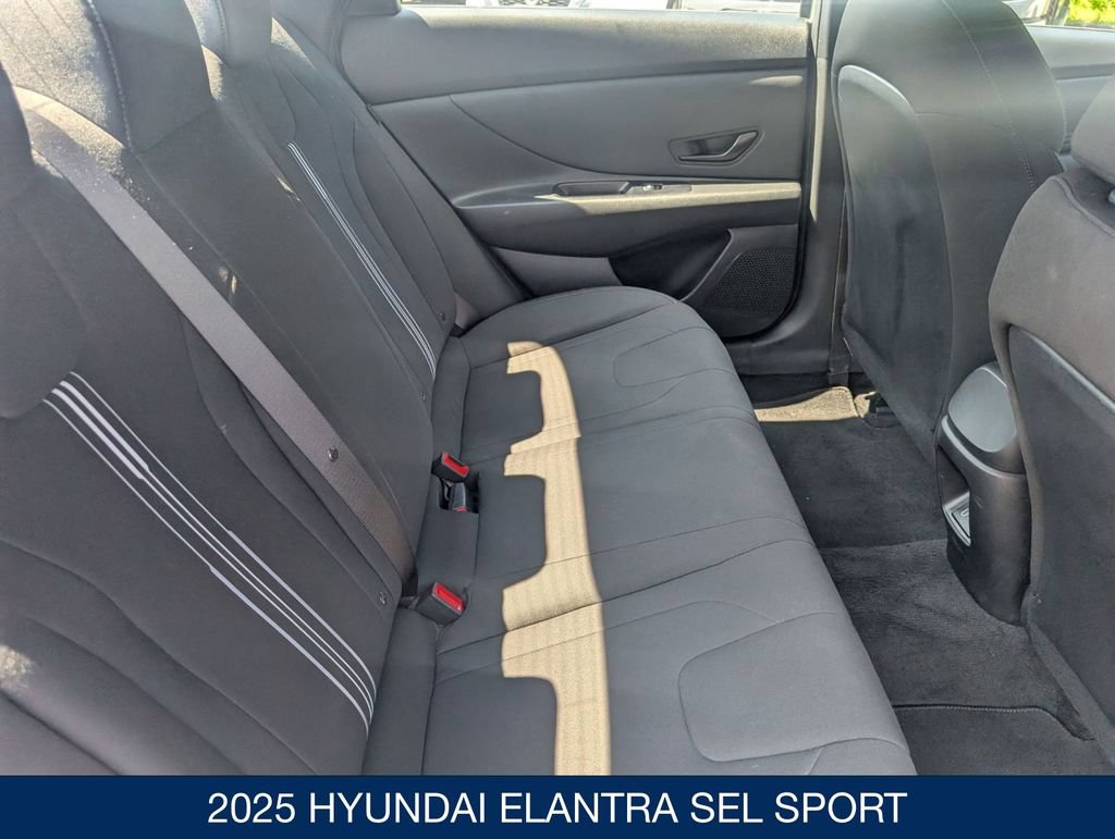 Certified 2025 Hyundai Elantra Sport FWD image 28