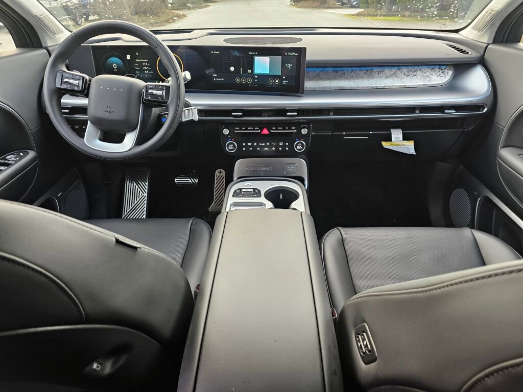 New 2026 Hyundai Ioniq 9 Calligraphy image 15