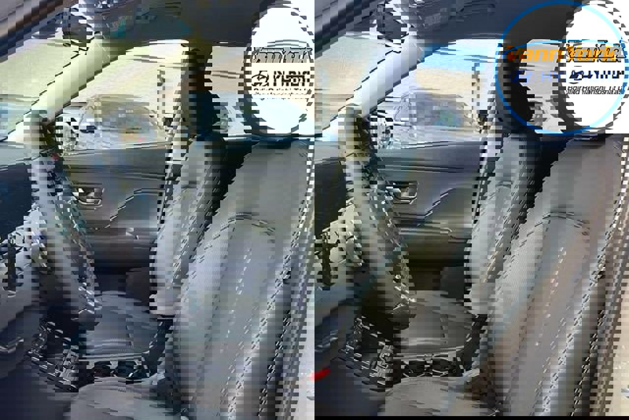 New 2026 Hyundai Kona SEL Premium image 16