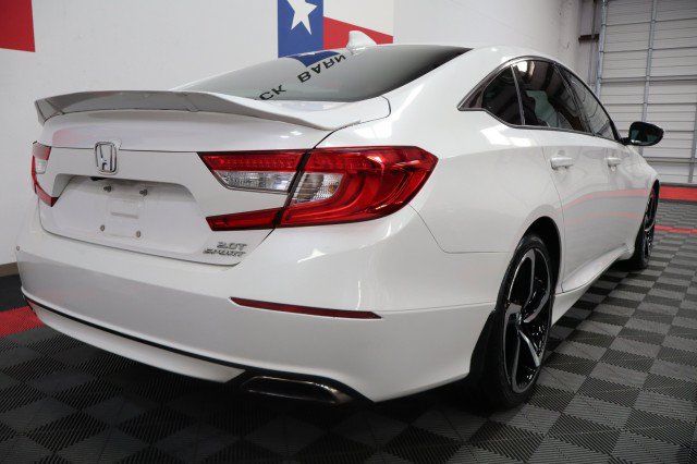 Used 2018 Honda Accord Sport image 21