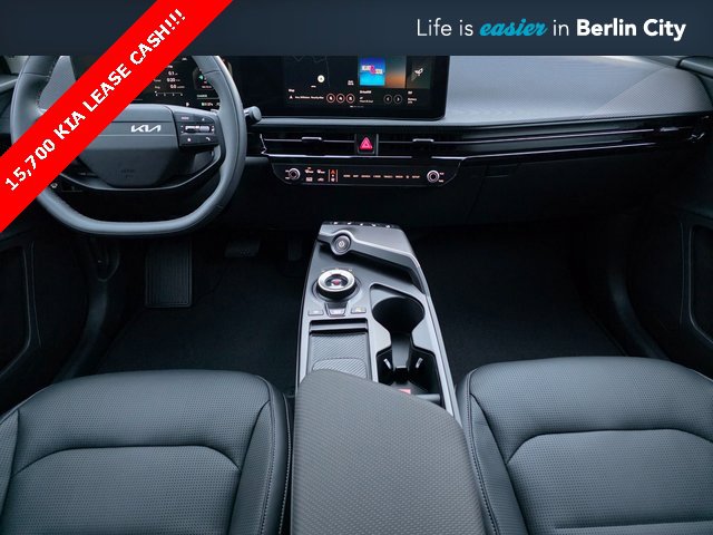 New 2025 Kia EV6 Wind image 23