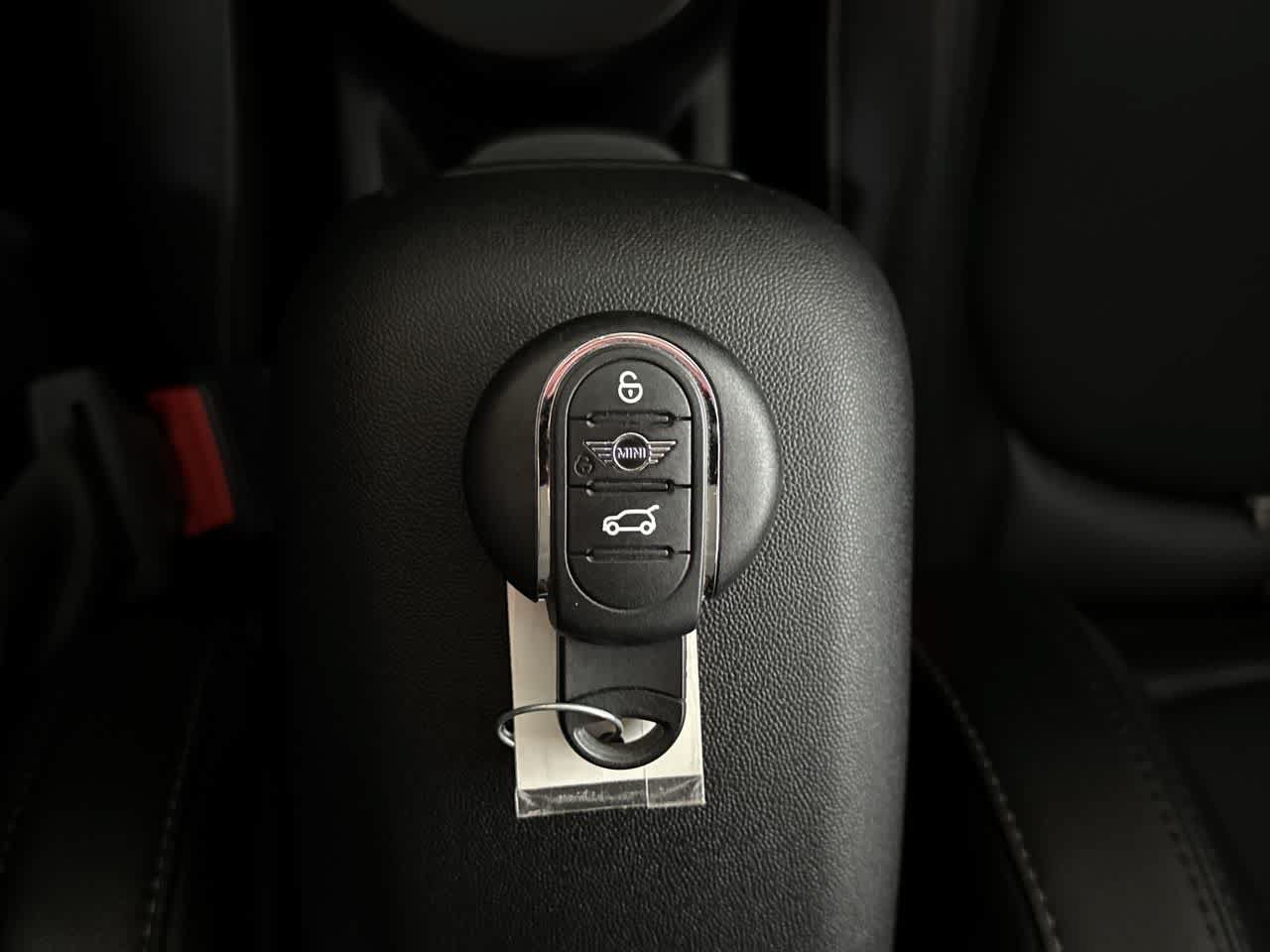 Used 2022 MINI Cooper SE FWD image 10