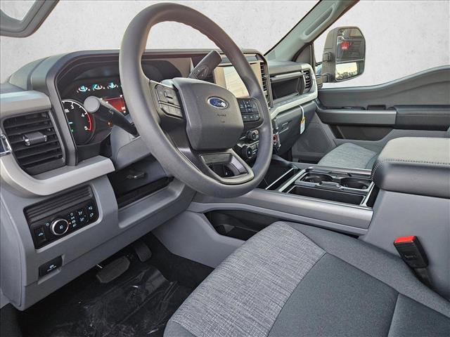 New 2026 Ford F250 XLT w/ FX4 Off-Road Package image 3