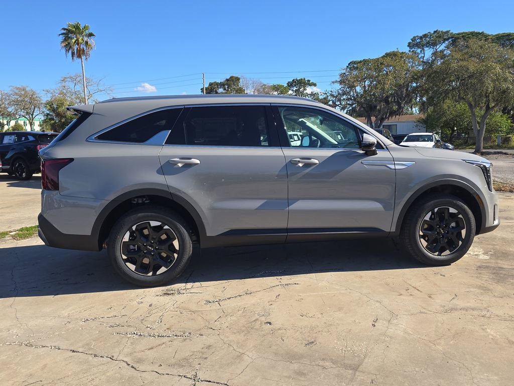 New 2026 Kia Sorento S image 9