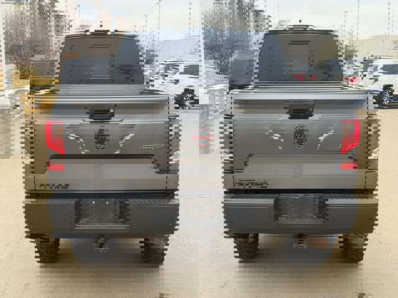 Used 2023 Nissan Titan PRO-4X w/ Pro-4x Convenience Package image 5