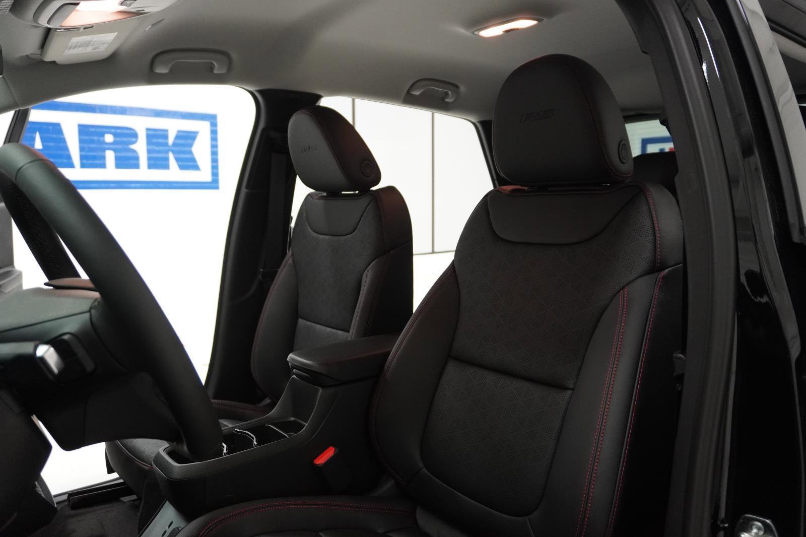 New 2027 Chevrolet Bolt RS FWD image 16