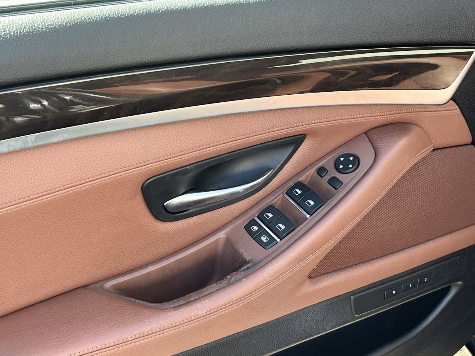 Used 2014 BMW 550i xDrive Sedan image 15