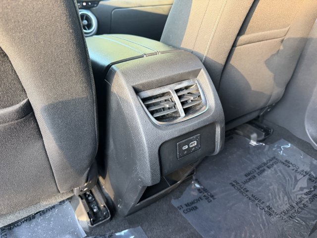 Used 2025 Chevrolet Blazer LT FWD image 22