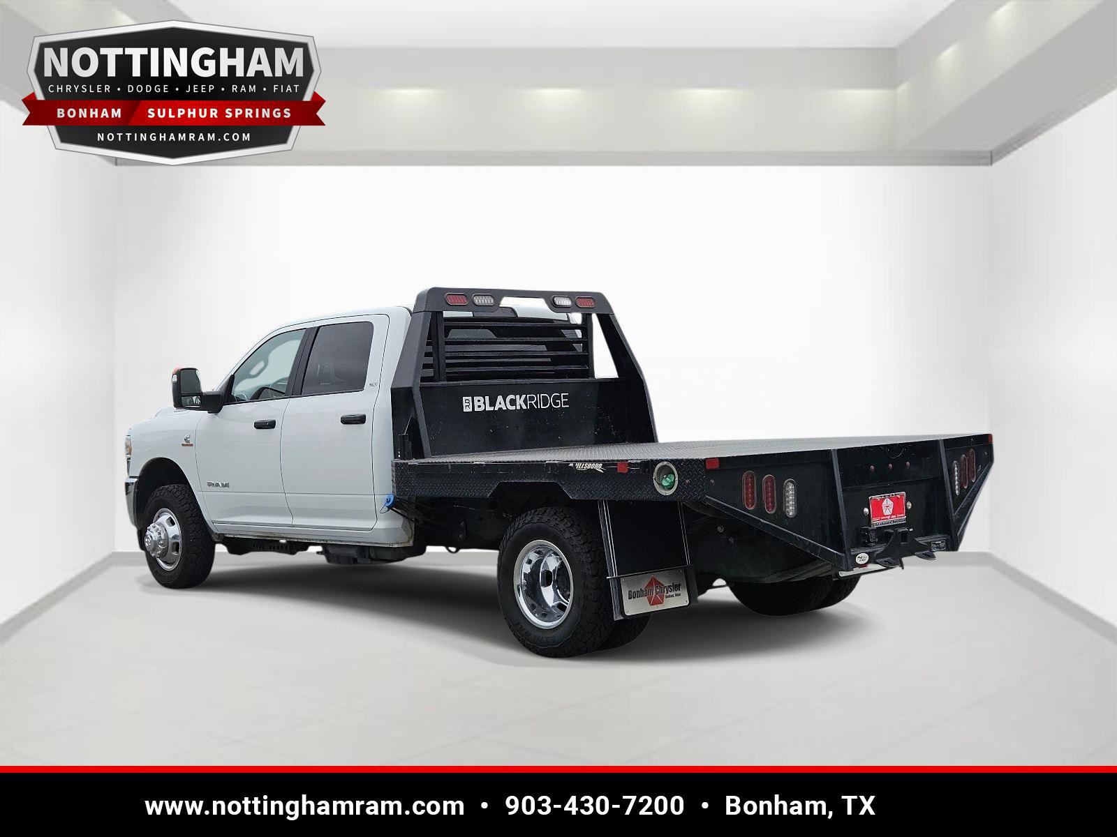 Used 2024 RAM 3500 SLT w/ Quick Order Package 2YG SLT AWD/4WD image 4