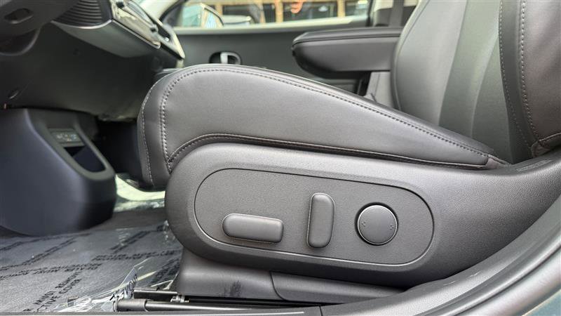 Used 2025 Hyundai Ioniq 5 SEL RWD image 12