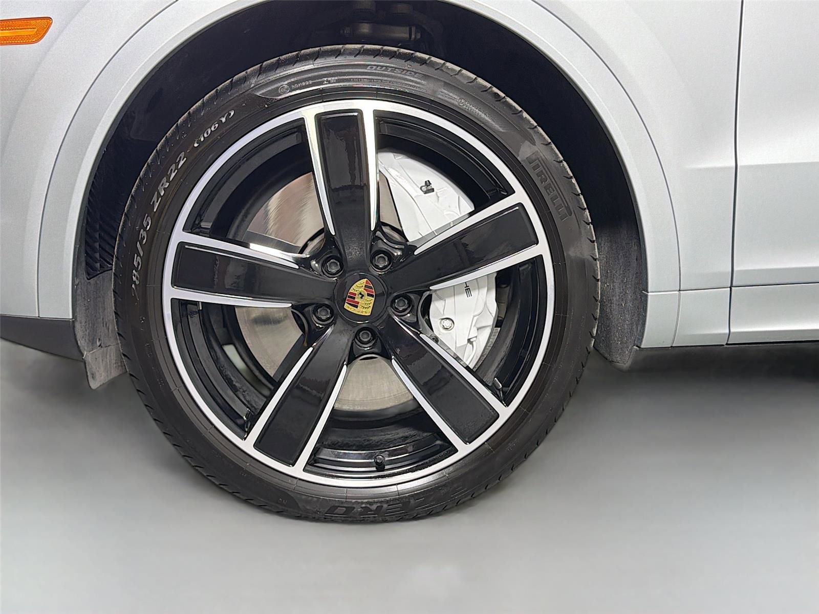 Certified 2021 Porsche Cayenne Turbo AWD/4WD image 11