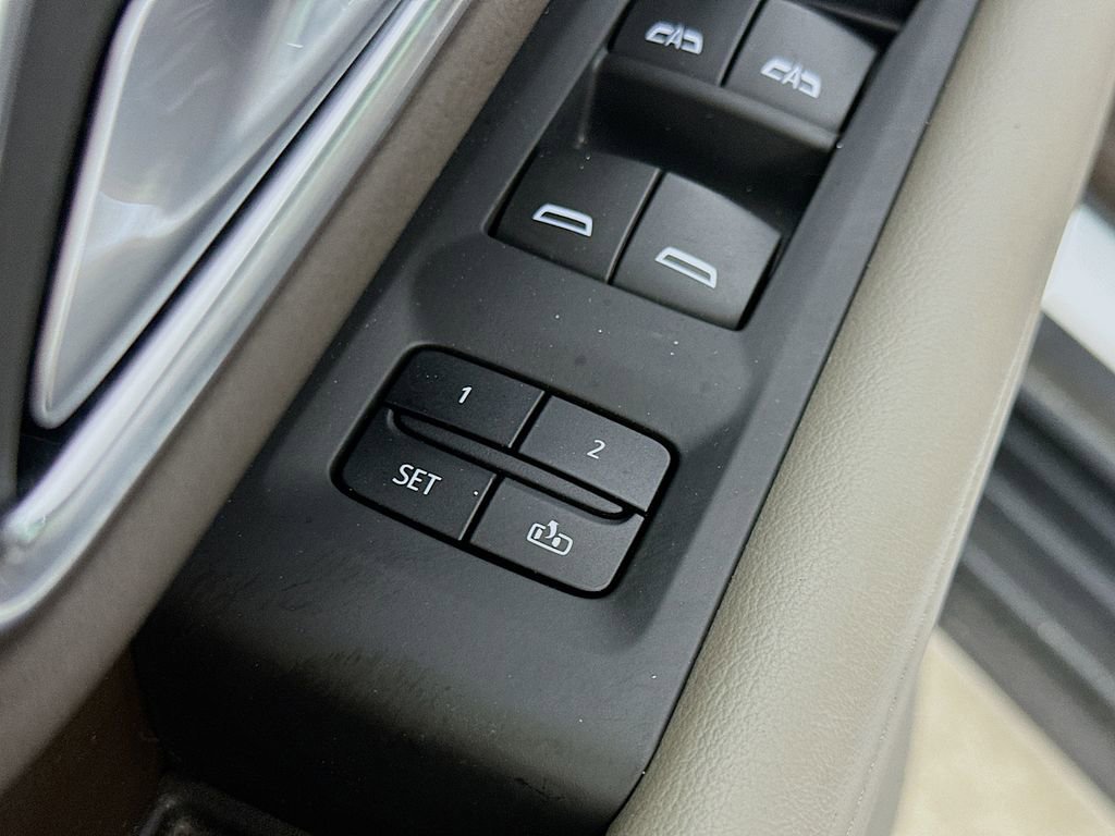 Used 2021 Chevrolet Suburban LT w/ Rear Media and Nav Package RWD image 22