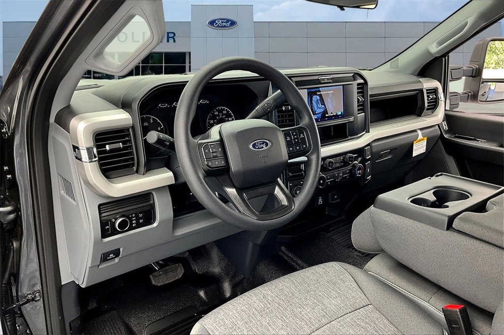 New 2026 Ford F350 XL image 7
