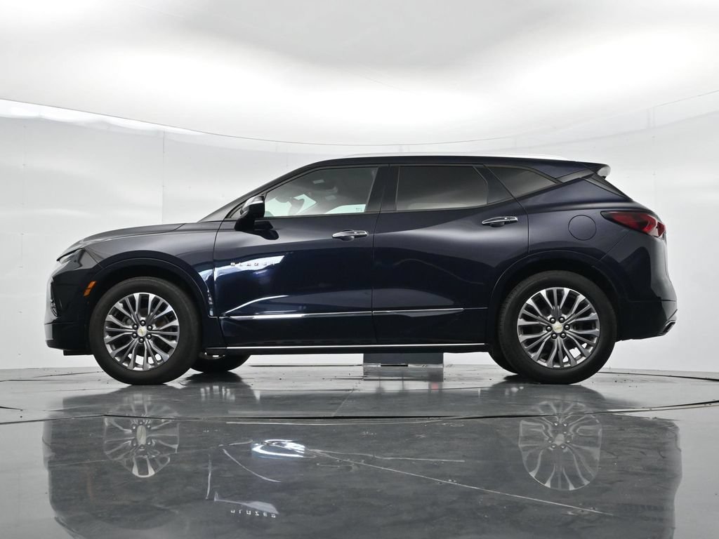 Used 2020 Chevrolet Blazer Premier w/ Driver Confidence II Package FWD image 31