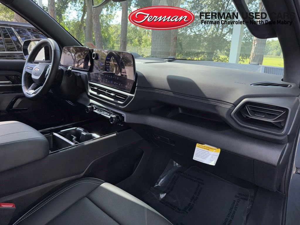 Used 2025 Chevrolet Silverado EV LT AWD/4WD image 6