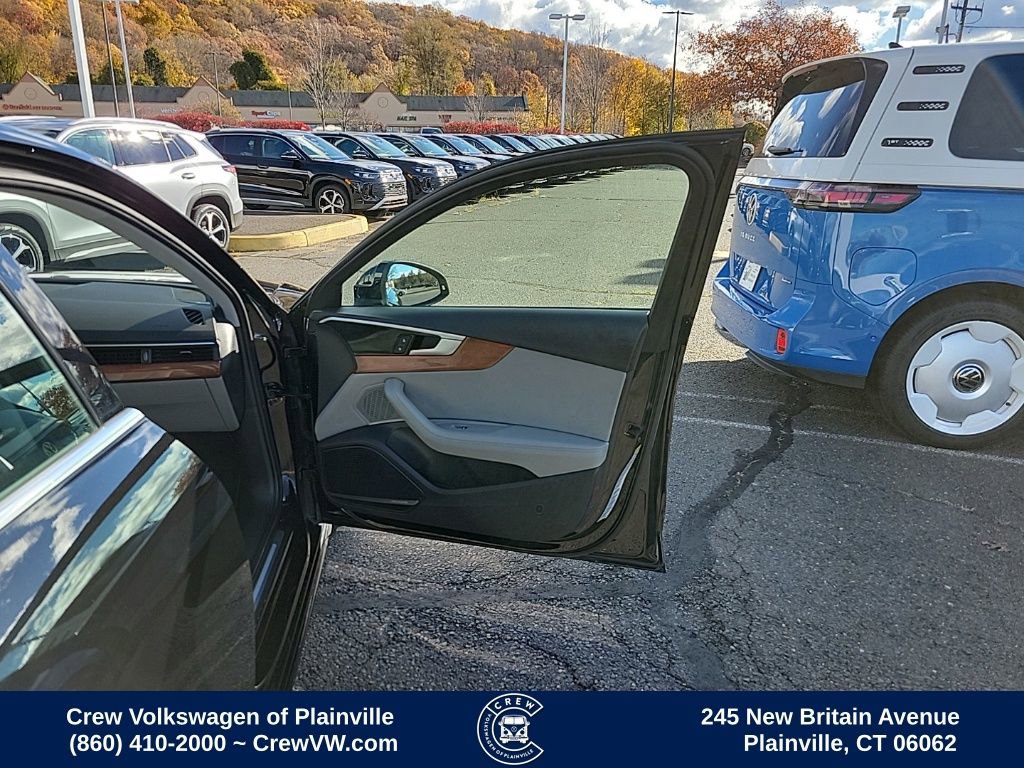 Used 2022 Audi A4 2.0T Premium Plus w/ Premium Plus Package AWD/4WD image 36