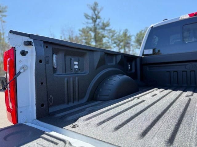 New 2026 Ford F250 XLT w/ XLT Premium Package AWD/4WD image 7