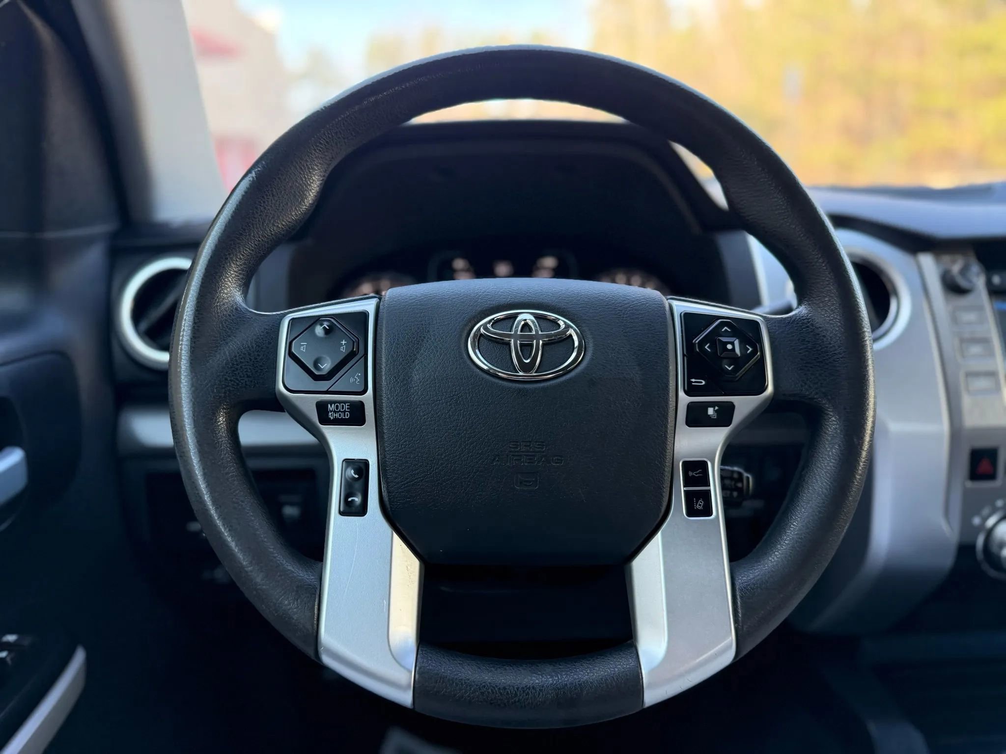 Used 2018 Toyota Tundra SR5 w/ SR5 Upgrade Package image 20