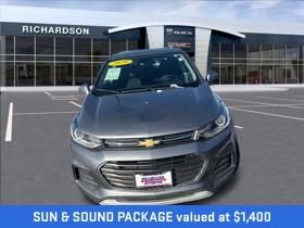 Used 2020 Chevrolet Trax LT w/ Sun & Sound Package image 2