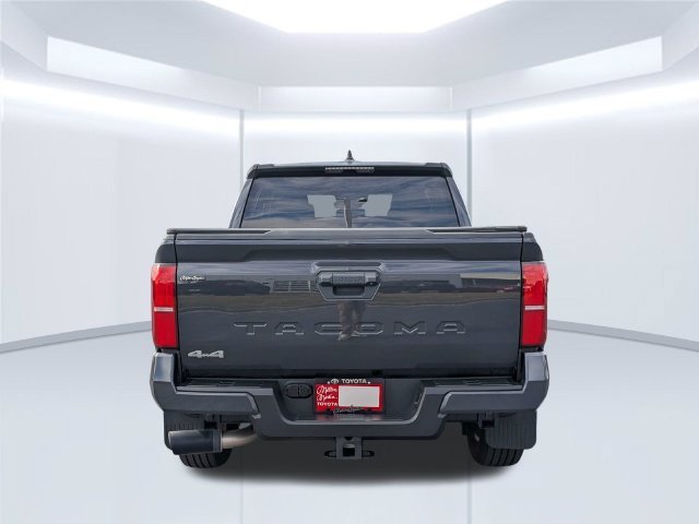 Certified 2024 Toyota Tacoma SR5 AWD/4WD image 11
