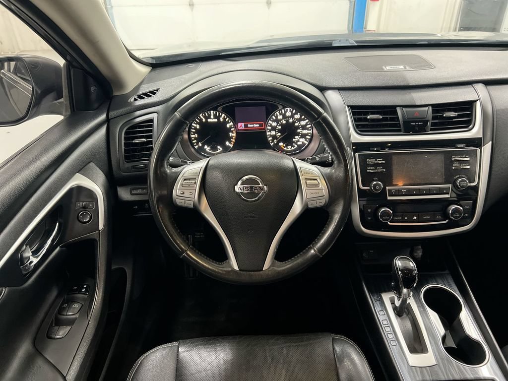 Used 2018 Nissan Altima 2.5 SL FWD image 11