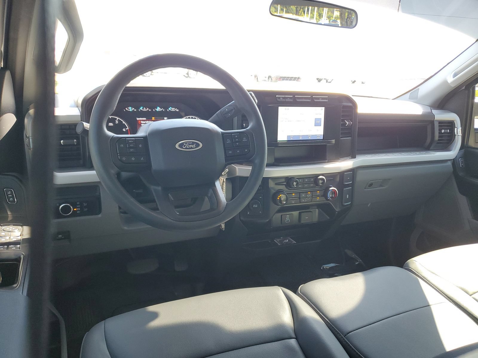 Used 2023 Ford F350 XL w/ 360-Degree Camera Package AWD/4WD image 9