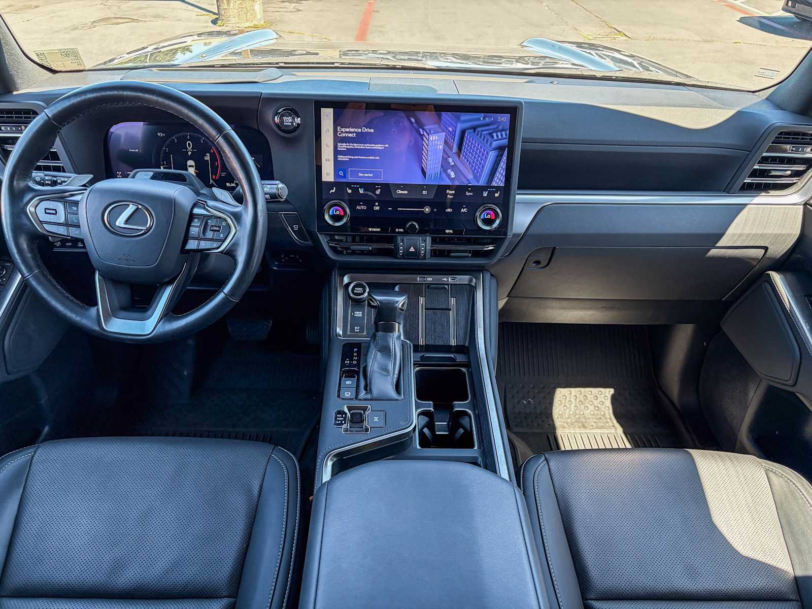 Used 2024 Lexus GX 550 w/ Accessory Package (Z1) AWD/4WD image 11