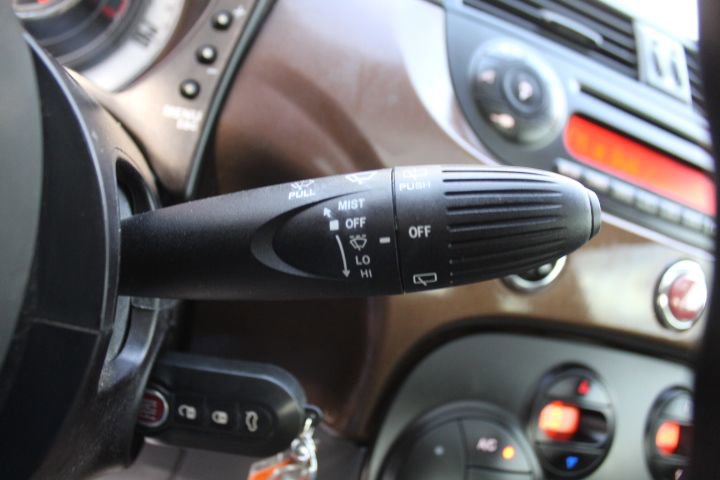 Used 2012 FIAT 500 Lounge image 18