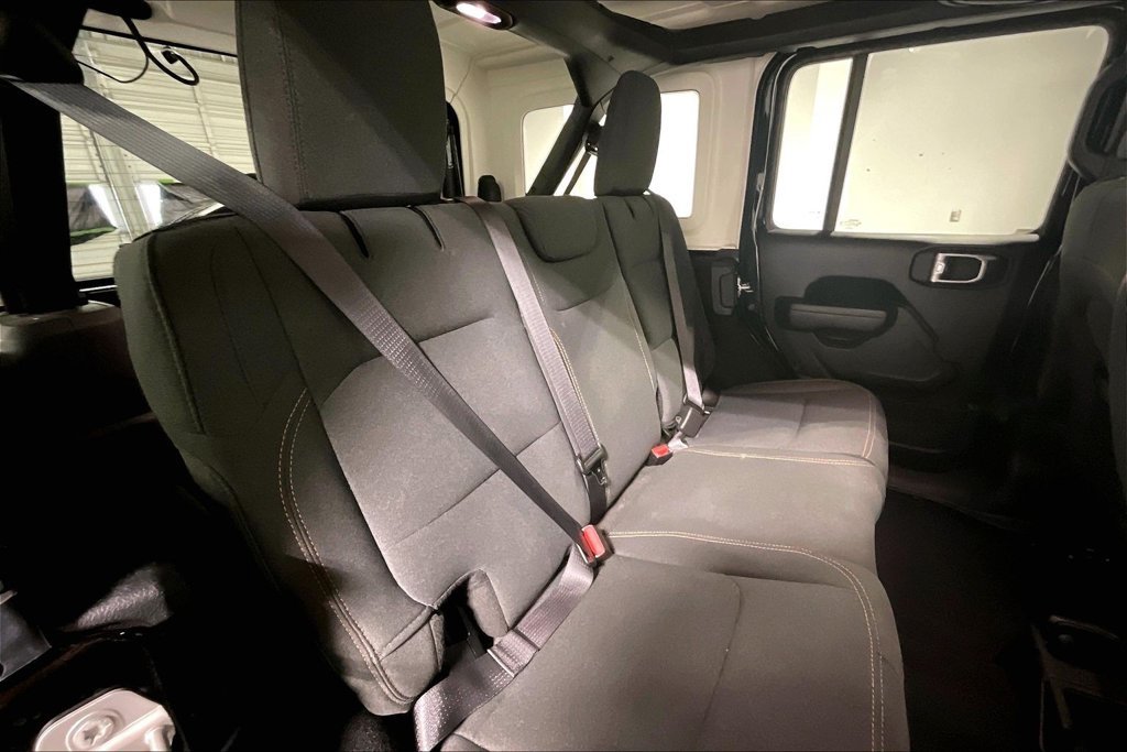 Used 2024 Jeep Wrangler Unlimited Sport AWD/4WD image 33