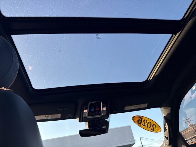 Used 2026 RAM 1500 Laramie w/ Night Edition image 25