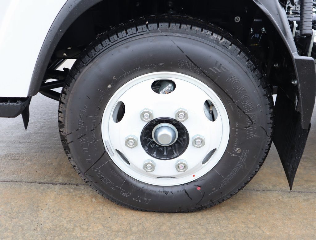 New 2024 Chevrolet Low Cab Forward 4500 XD RWD image 16