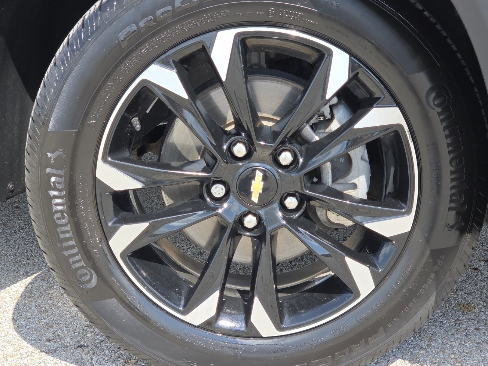 Used 2021 Chevrolet TrailBlazer LT w/ Sun and Liftgate Package FWD image 9