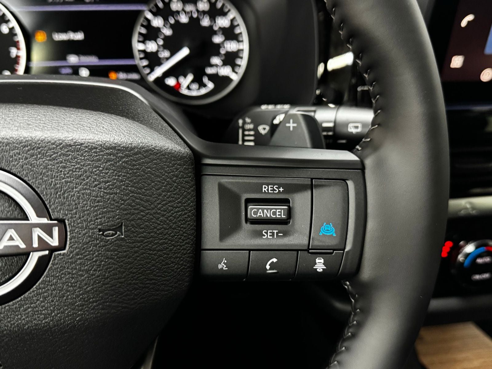 New 2026 Nissan Pathfinder SV AWD/4WD image 20