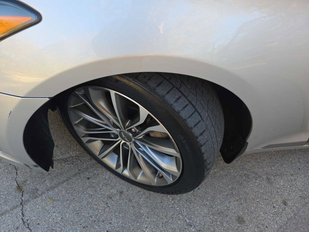 Used 2015 Hyundai Genesis 3.8 w/ Option Group 03 RWD image 12