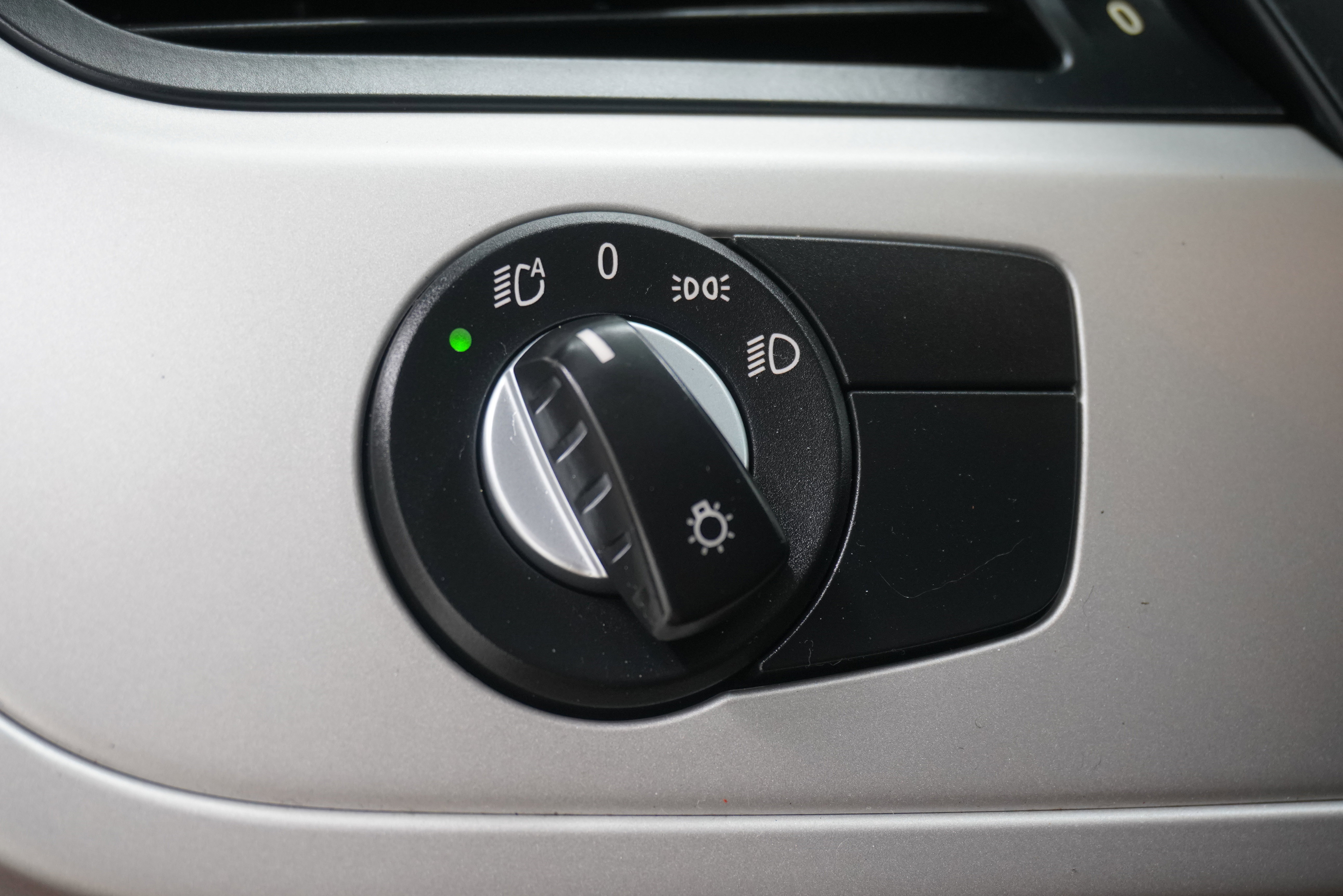 Used 2011 BMW Z4 sDrive30i image 24