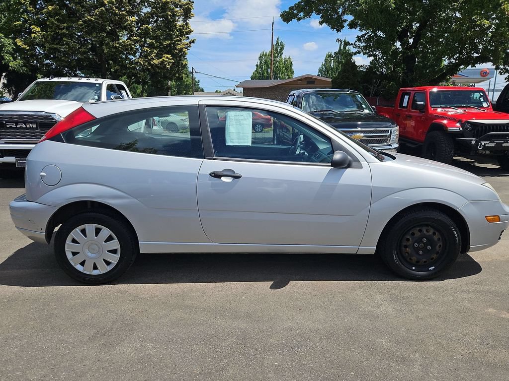 Used 2007 Ford Focus S FWD image 8