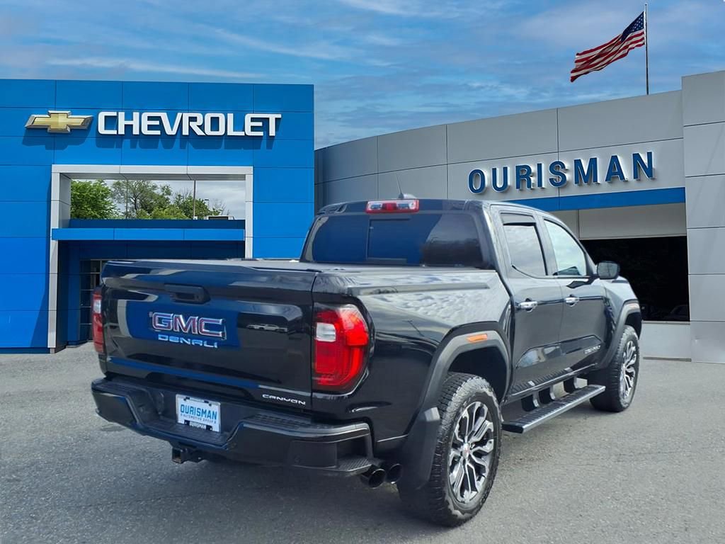 Certified 2024 GMC Canyon Denali image 3