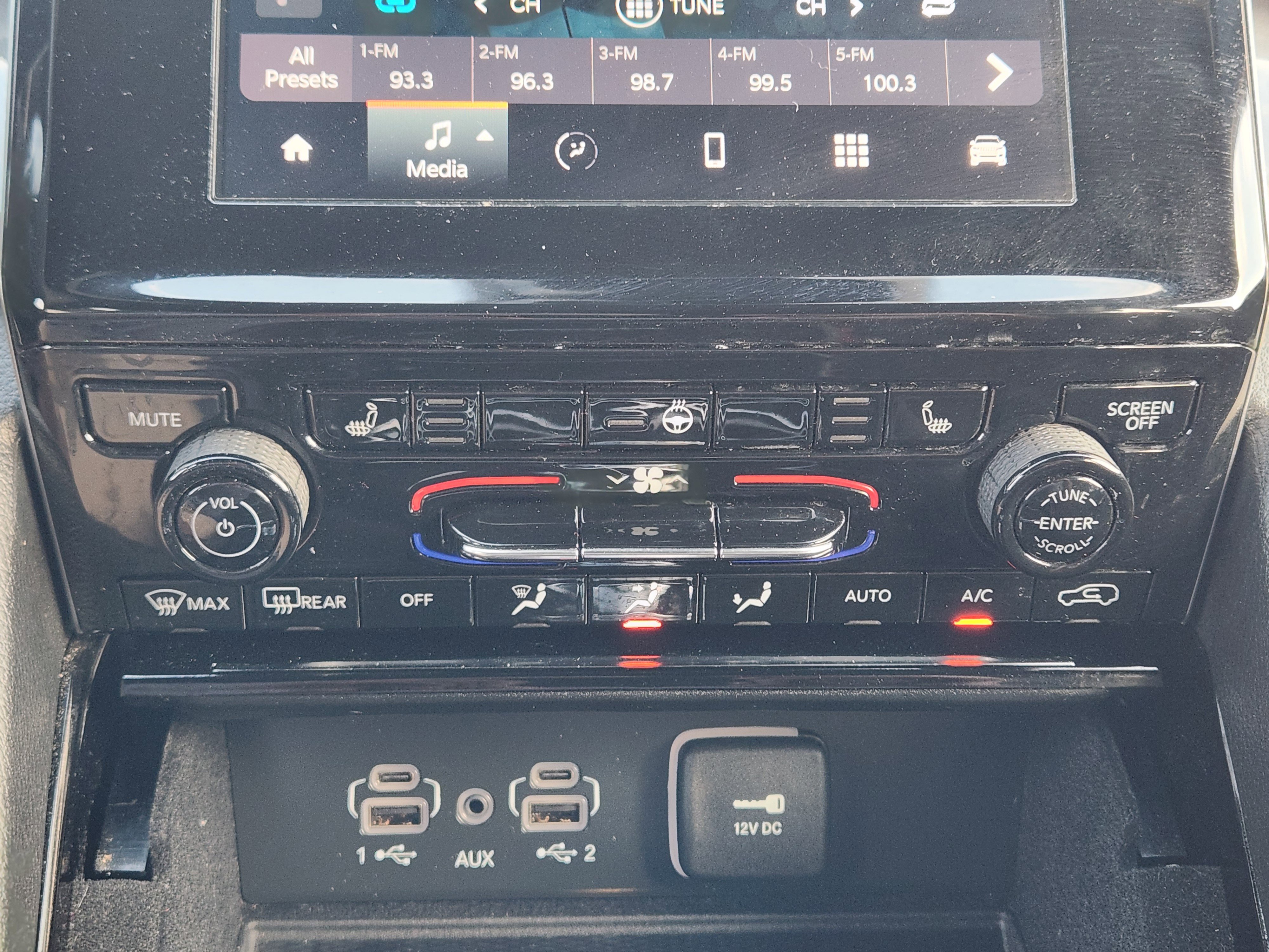 Used 2022 Jeep Grand Cherokee Altitude image 19