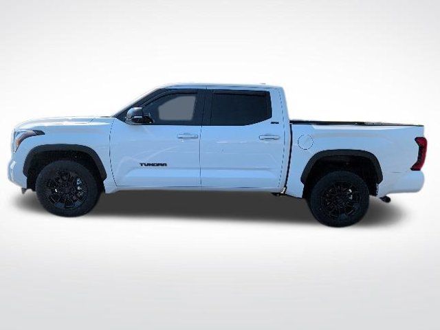 Used 2025 Toyota Tundra SR5 w/ SR5 Premium Package AWD/4WD image 8