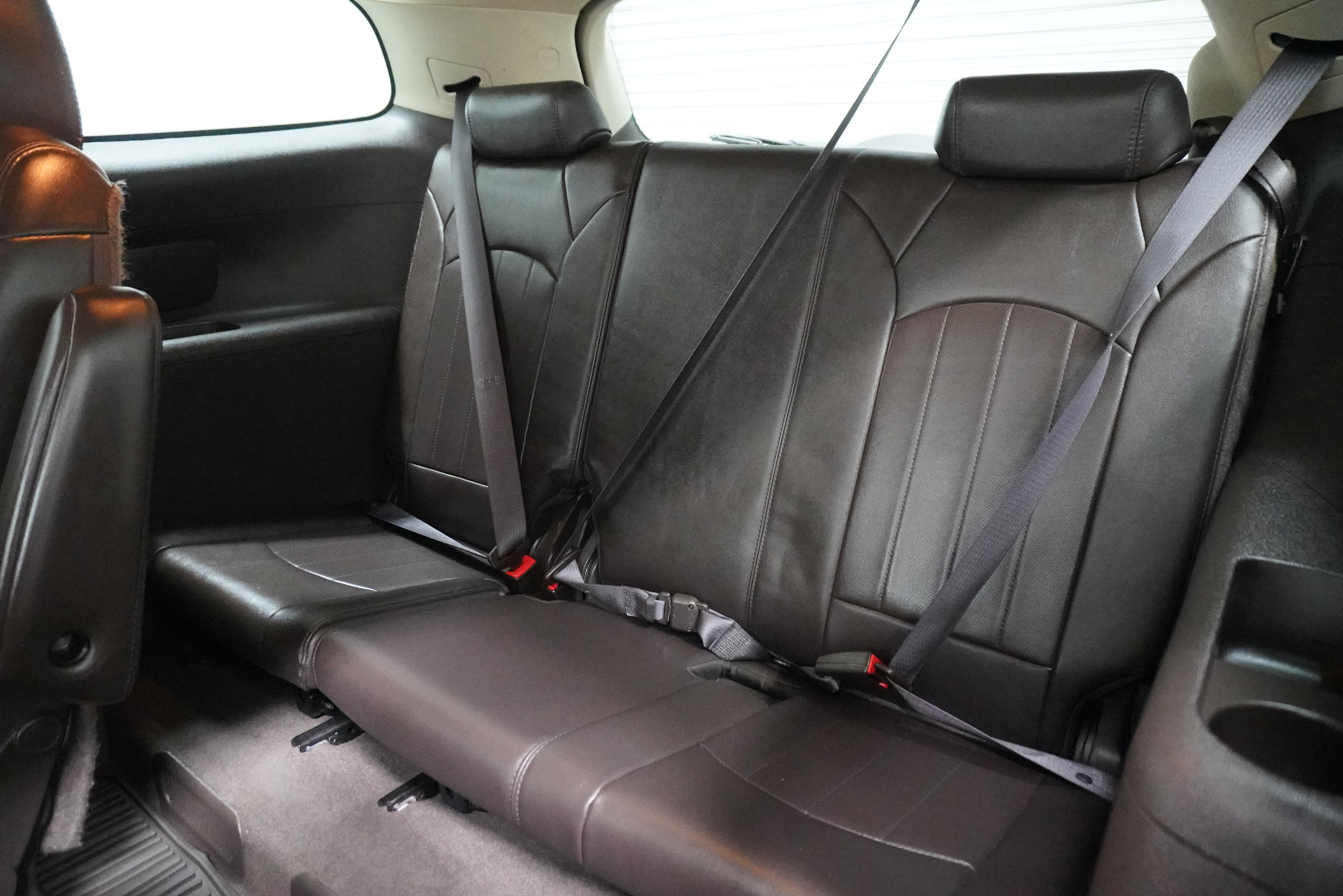 Used 2014 Buick Enclave Premium image 13