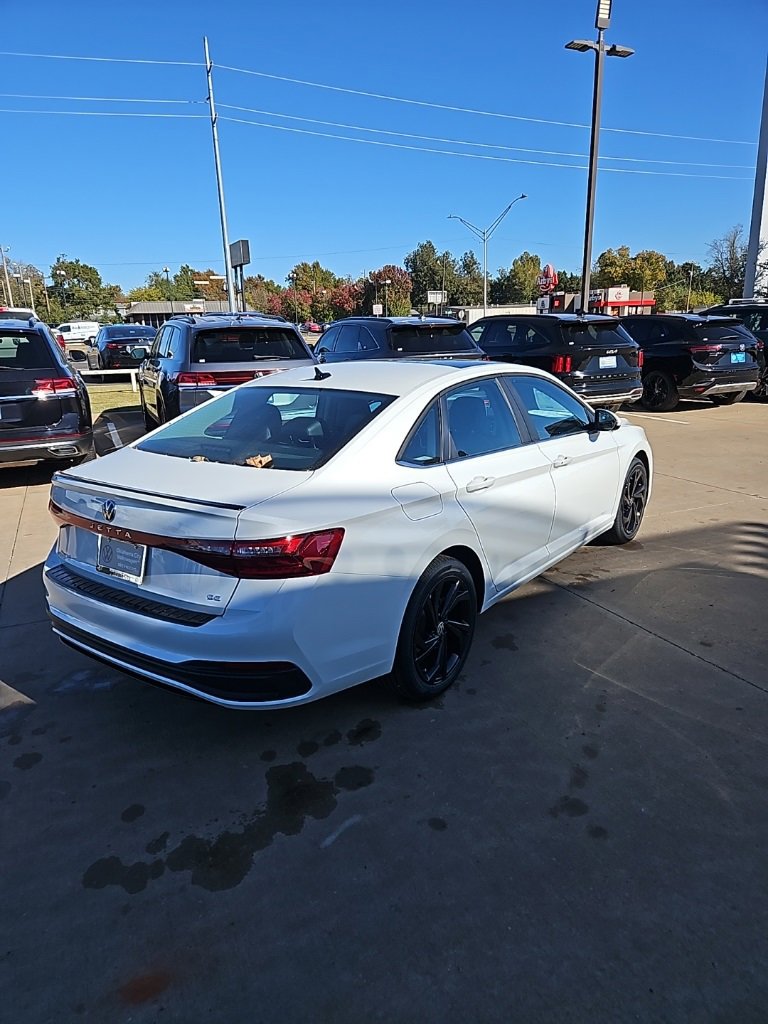 New 2026 Volkswagen Jetta SE image 5