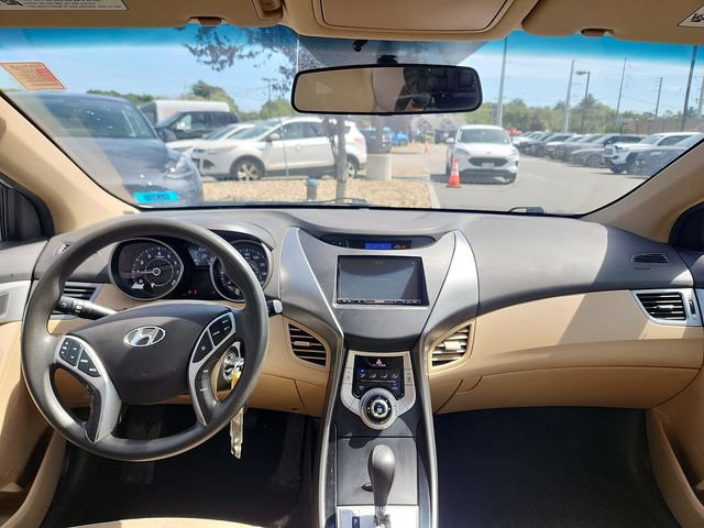 Used 2011 Hyundai Elantra GLS w/ Navigation Pkg 4 FWD image 8