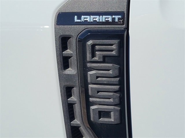 Used 2025 Ford F250 Lariat w/ Lariat Ultimate Package image 8