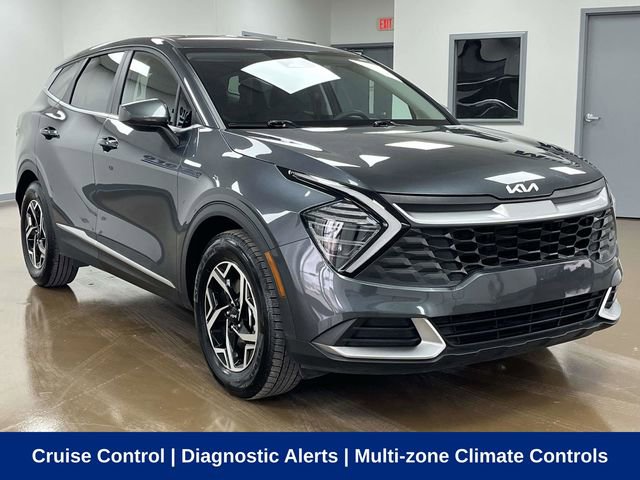 Used 2024 Kia Sportage LX image 3