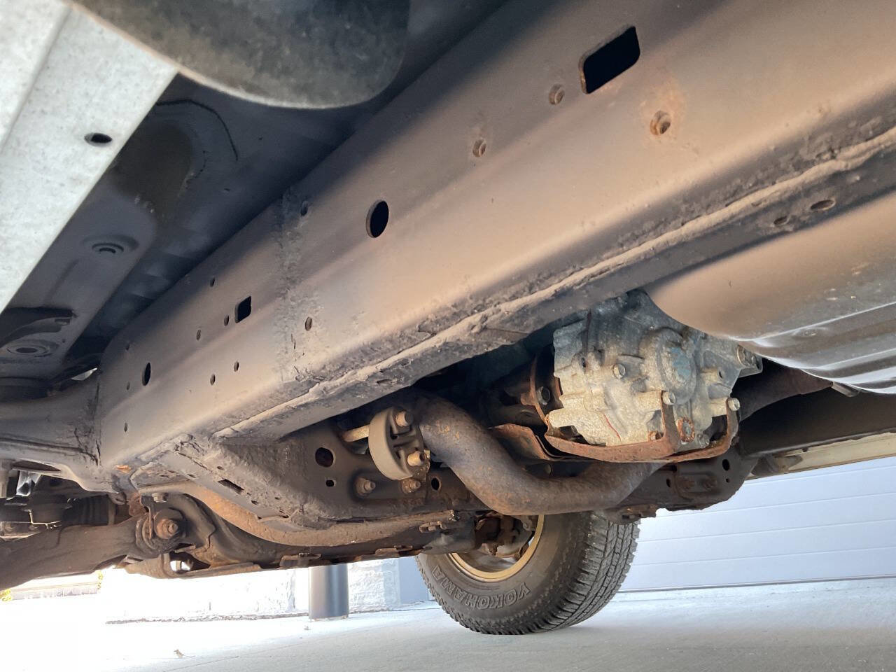 Used 2011 Toyota FJ Cruiser 4WD w/ Convenience Pkg image 51