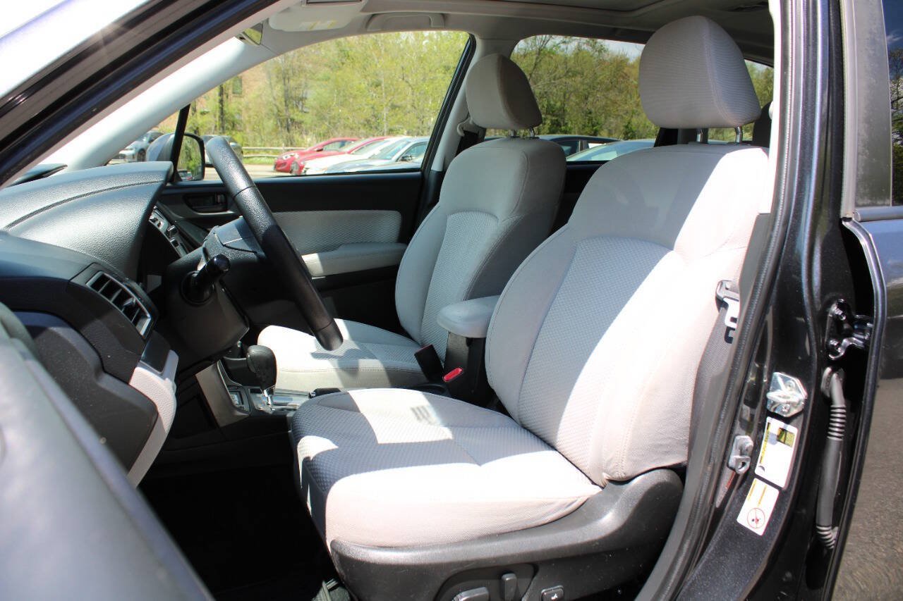Used 2018 Subaru Forester 2.5i Premium w/ Protection Package #1 AWD/4WD image 24